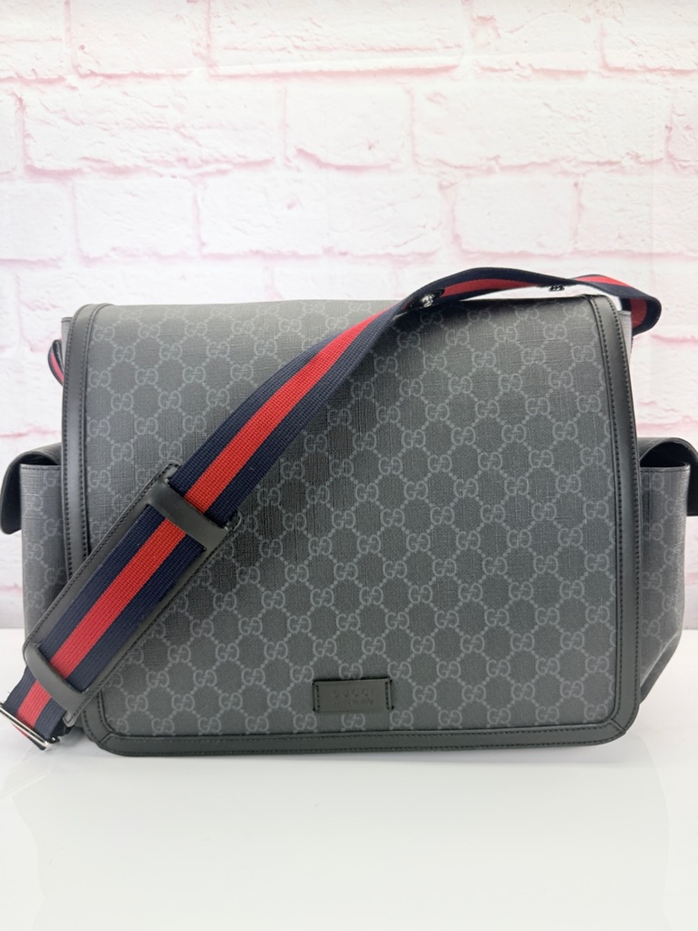 Gucci Supreme GG Supreme Diaper Messenger Bag